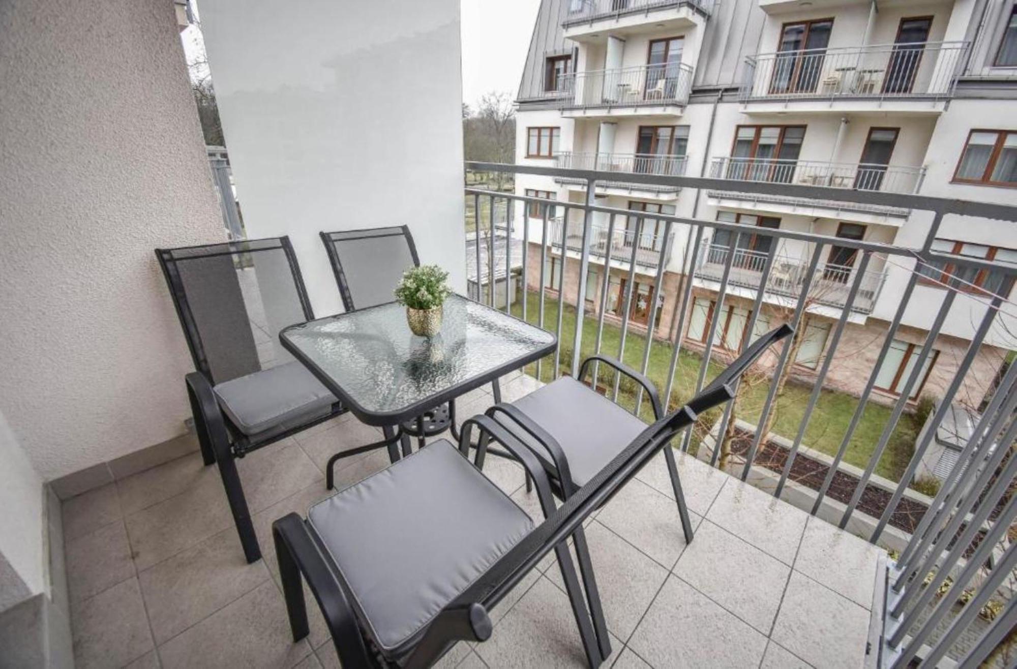 Apartamenty Na Wyspie - Aquamarina - Parking ชวีโนวิชแจ ภายนอก รูปภาพ